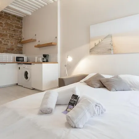 Guestready - Charmant Studio Proche Du Metro Lyon Exterior photo